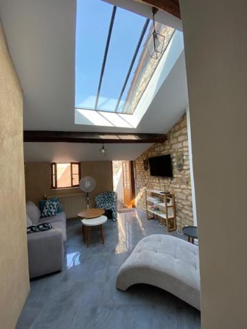 La Mansarde De L Abbaye Apartment Cluny Bagian luar foto