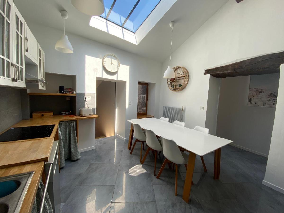 La Mansarde De L Abbaye Apartment Cluny Bagian luar foto